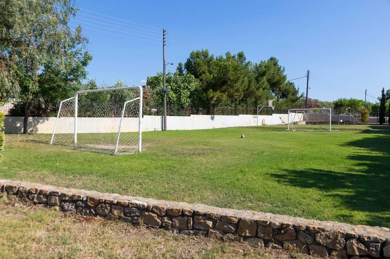 Villa Kristin - Great Location, Sea Views, Bbq Nikiti